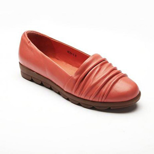 Helens Heart Womens CFW-809-1 Coral Leather Closed Toe Casual Shoes