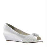 Touch Ups Womens Patience White Satin Pumps Wedding Shoes